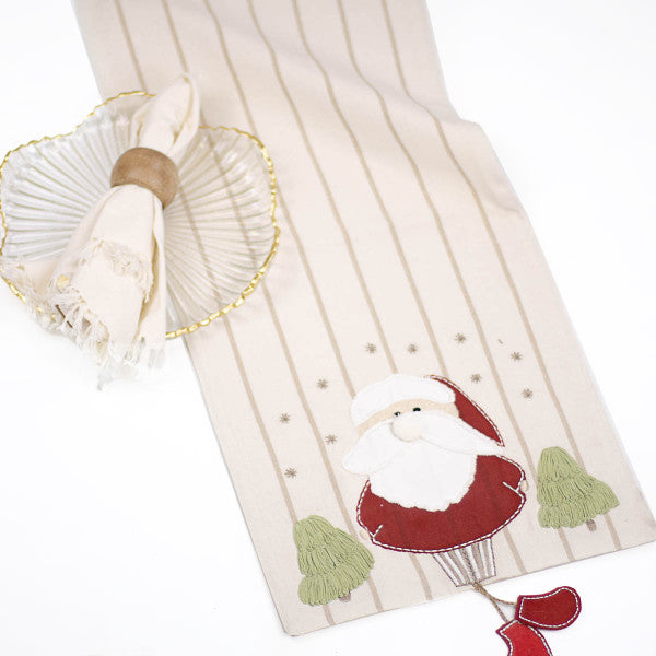 Old St. Nick Christmas Runner