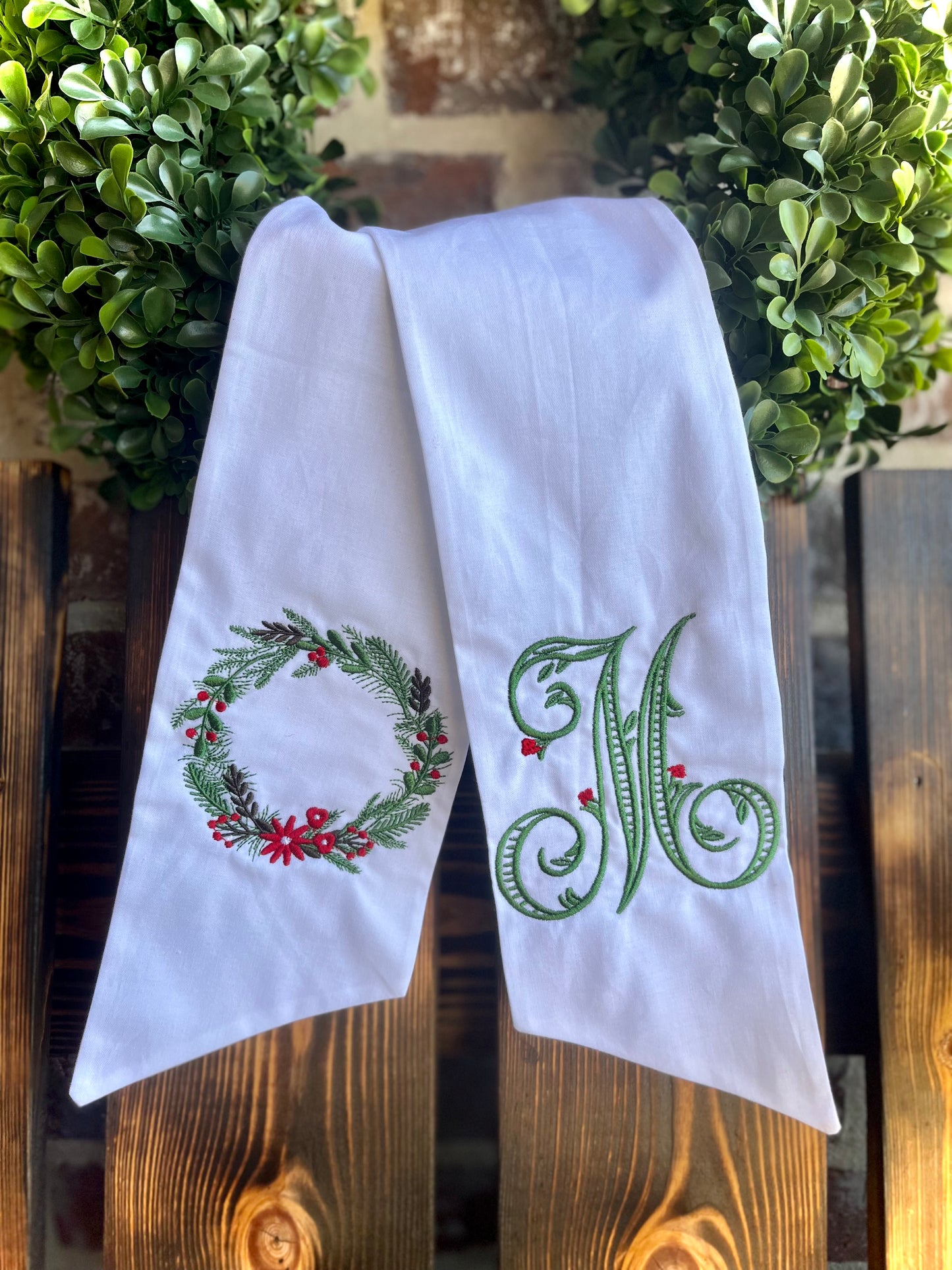 Christmas Wreath Sash